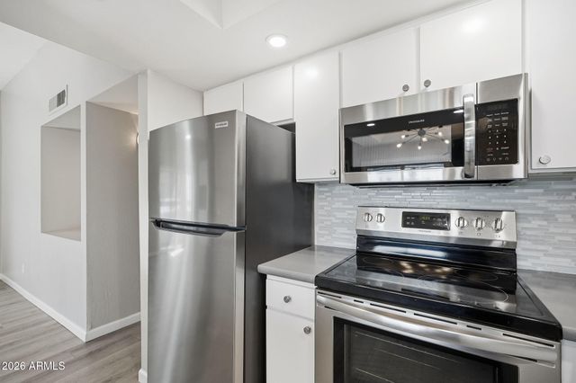 2959 N 68TH Place 206, Scottsdale, AZ 85251