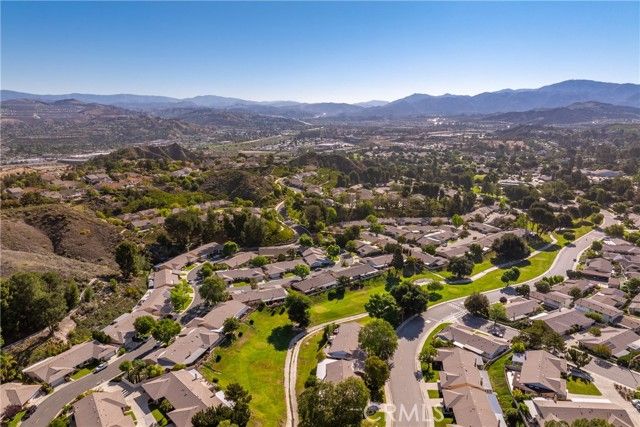 19828 Spanish Oak Drive, Newhall (santa Clarita), CA 91321