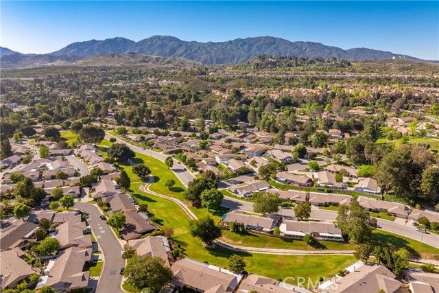 19828 Spanish Oak Drive, Newhall (santa Clarita), CA 91321