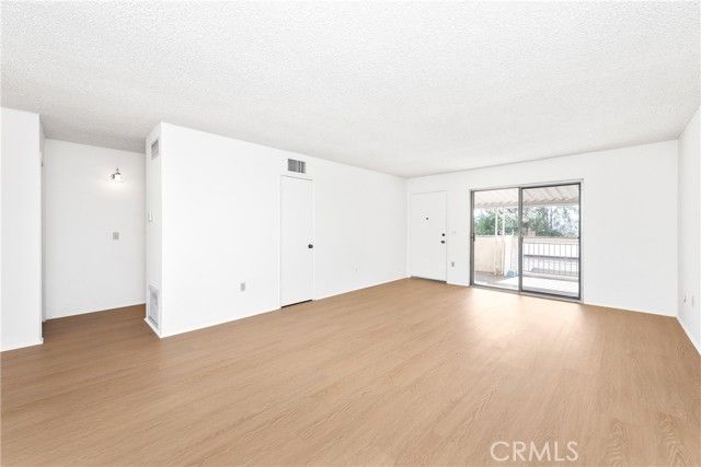 19828 Spanish Oak Drive, Newhall (santa Clarita), CA 91321