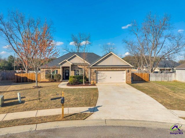 102 McEwen Drive, Perry, GA 31069