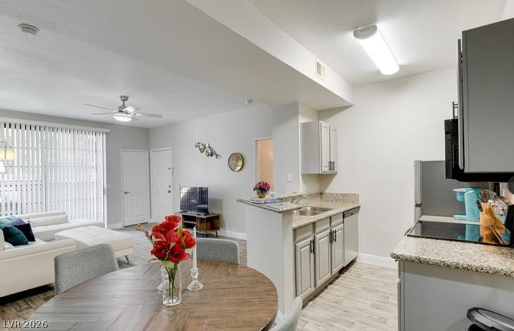 5138 South Jones Boulevard 108, Las Vegas, NV 89118