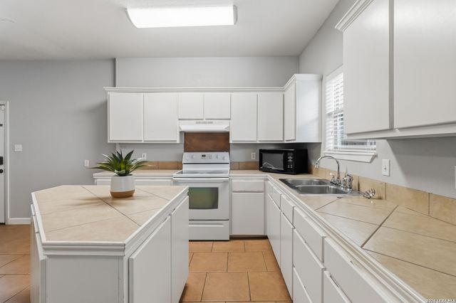 242 Ferryboat, New Braunfels, TX 78130