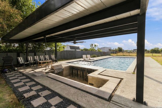242 Ferryboat, New Braunfels, TX 78130