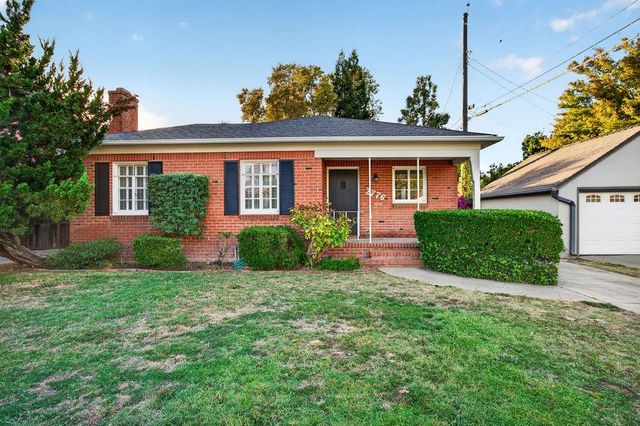 2776 17th St, Sacramento, CA 95818