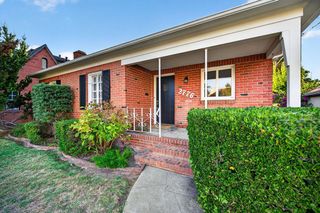 2776 17th St, Sacramento, CA 95818