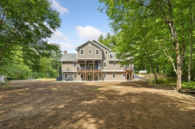 40 Seton Drive, Bedford, NH 03110