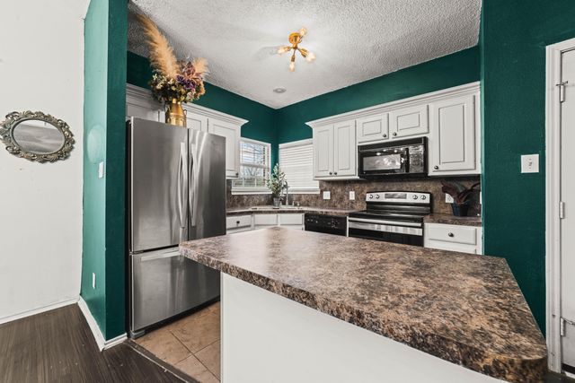 6006 102nd Street, Lubbock, TX 79424