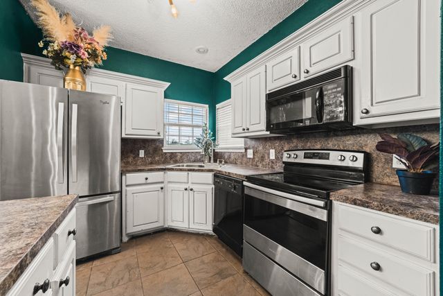 6006 102nd Street, Lubbock, TX 79424