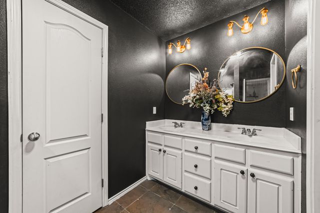 6006 102nd Street, Lubbock, TX 79424