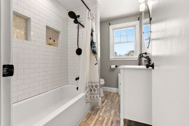 10 Clark St, Danvers, MA 01923