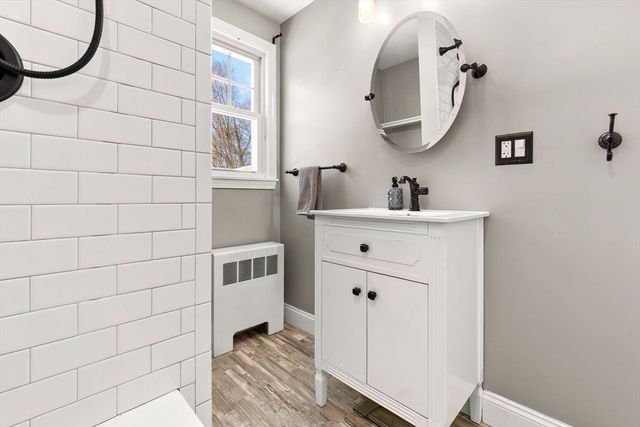 10 Clark St, Danvers, MA 01923