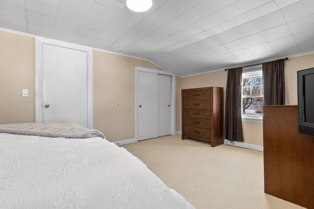 10 Clark St, Danvers, MA 01923