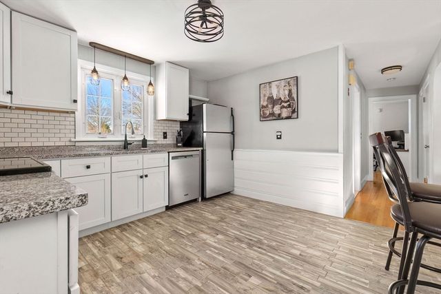 10 Clark St, Danvers, MA 01923