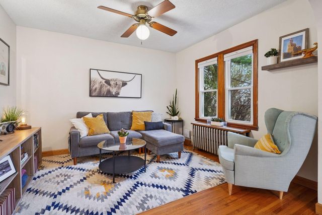 1705 Ivy Avenue E, Saint Paul, MN 55106