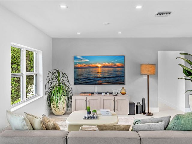 209 NE 27th Drive, Wilton Manors, FL 33334