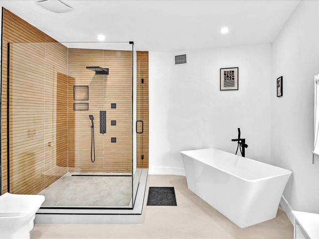 209 NE 27th Drive, Wilton Manors, FL 33334