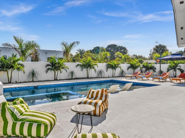 209 NE 27th Drive, Wilton Manors, FL 33334