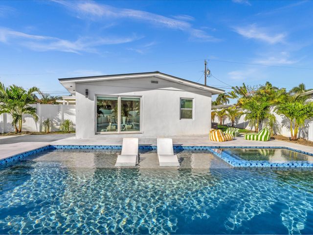 209 NE 27th Drive, Wilton Manors, FL 33334