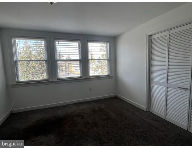 248 E QUEEN LN, Philadelphia, PA 19144