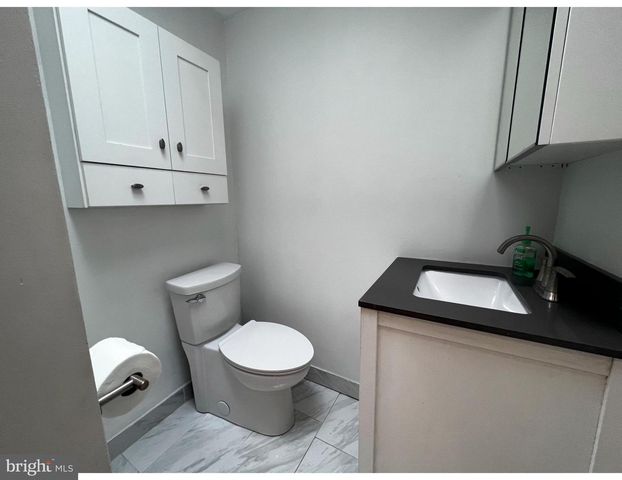 248 E QUEEN LN, Philadelphia, PA 19144