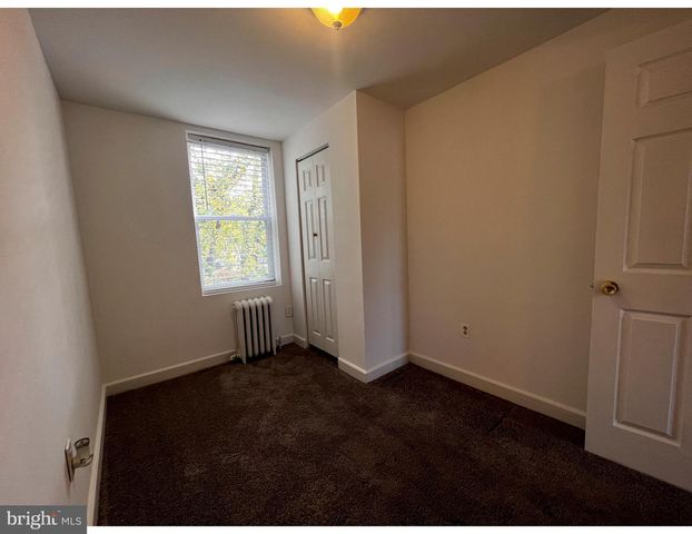 248 E QUEEN LN, Philadelphia, PA 19144