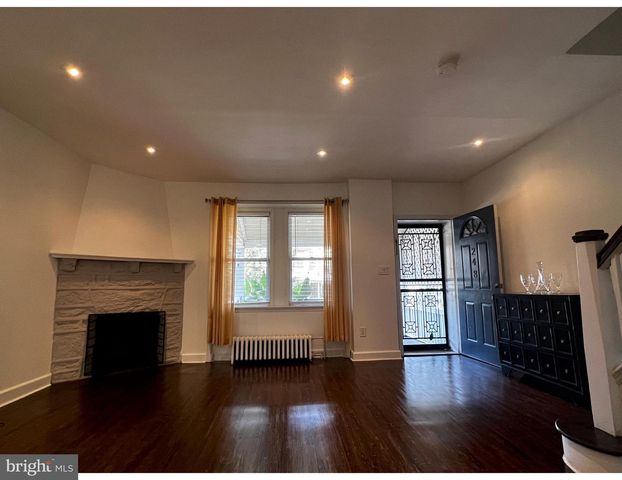 248 E QUEEN LN, Philadelphia, PA 19144