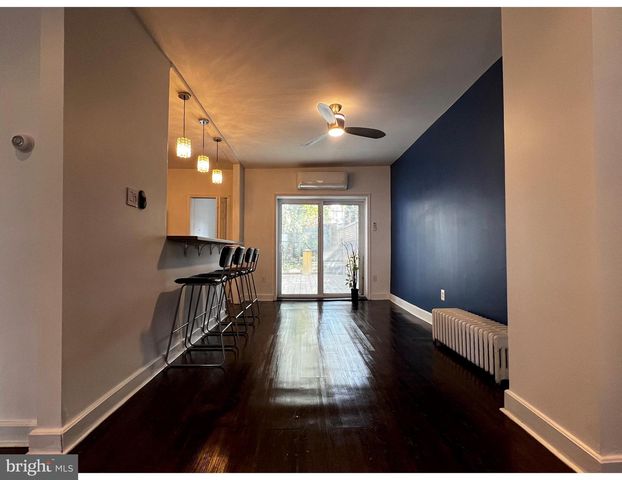 248 E QUEEN LN, Philadelphia, PA 19144