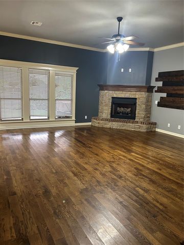9402 N 95th East East Place, Owasso, OK 74055