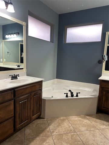 9402 N 95th East East Place, Owasso, OK 74055