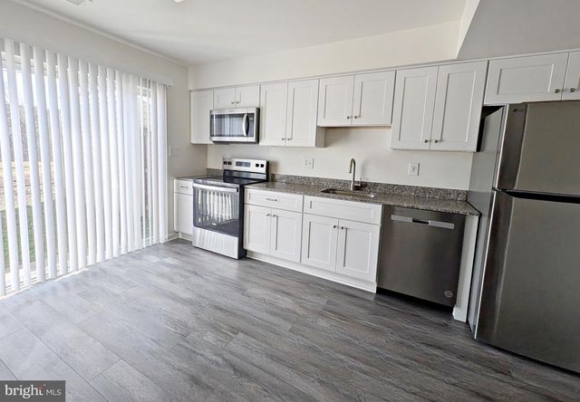 526 ESSEX PL, Frederick, MD 21703