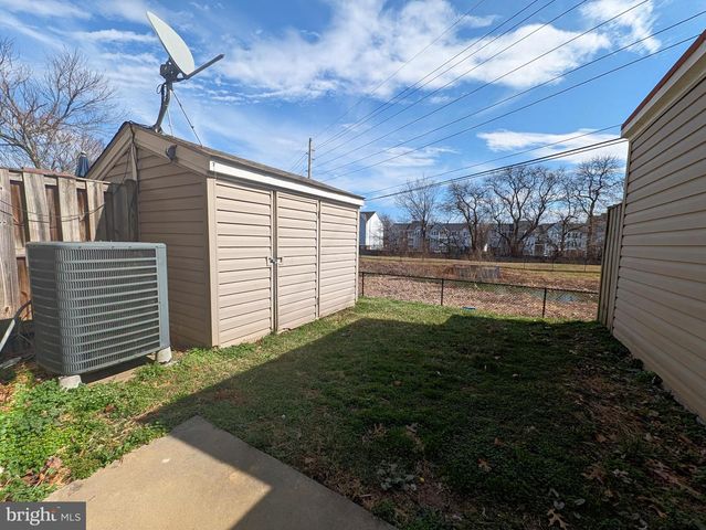 526 ESSEX PL, Frederick, MD 21703