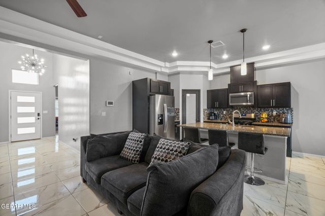 766 OVINGTON Road, El Paso, TX 79928