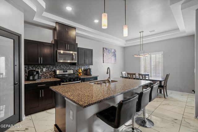 766 OVINGTON Road, El Paso, TX 79928