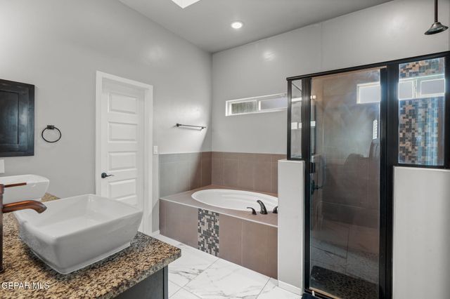 766 OVINGTON Road, El Paso, TX 79928