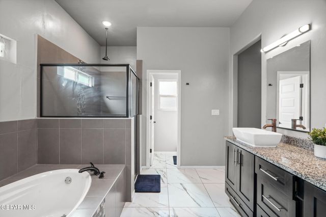 766 OVINGTON Road, El Paso, TX 79928