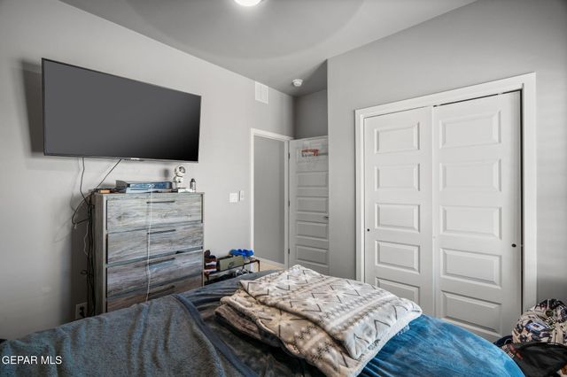 766 OVINGTON Road, El Paso, TX 79928