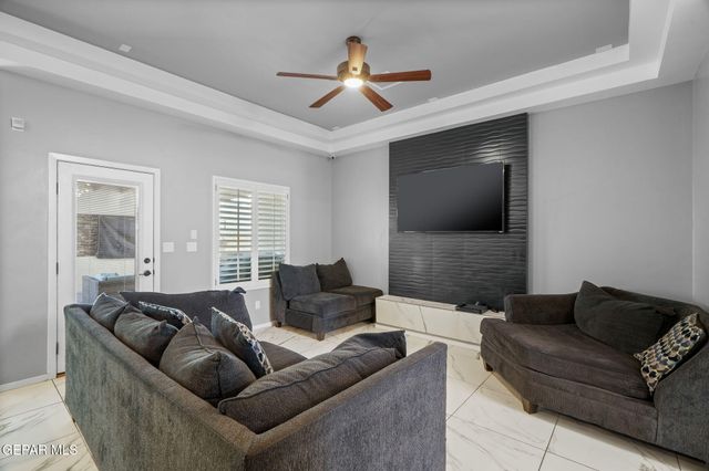 766 OVINGTON Road, El Paso, TX 79928