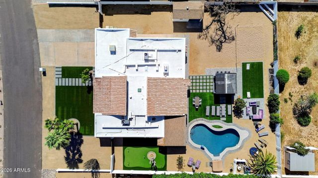 7222 W JOHN CABOT Road, Glendale, AZ 85308
