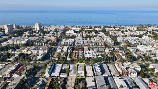 937 5th Street 8, Santa Monica, CA 90403