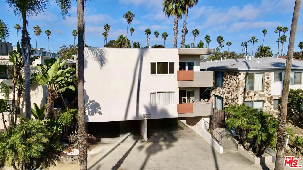 937 5th Street 8, Santa Monica, CA 90403