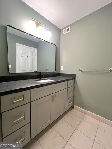 125 Granville Court, Atlanta, GA 30328