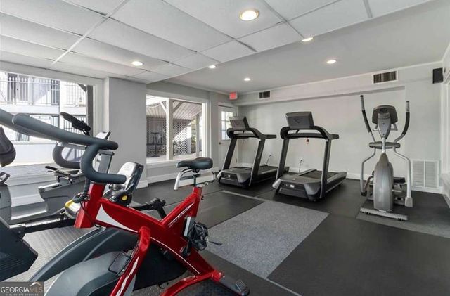 125 Granville Court, Atlanta, GA 30328