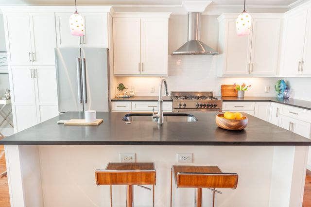 155 Wingo Way 426, Mount Pleasant, SC 29464