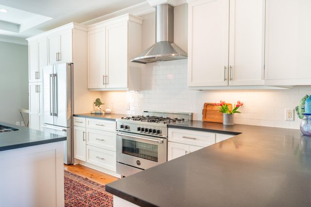 155 Wingo Way 426, Mount Pleasant, SC 29464