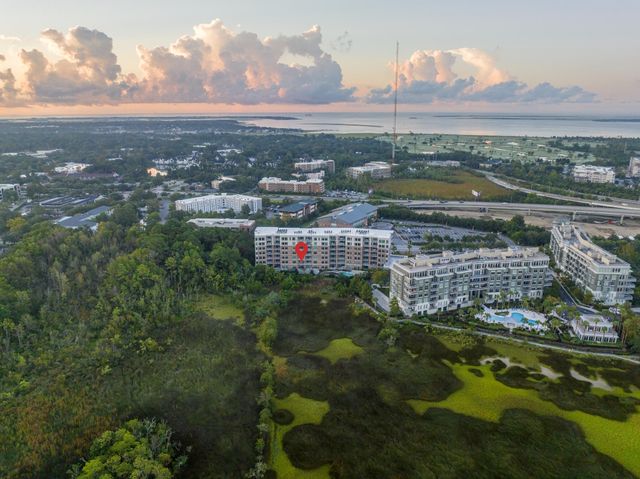 155 Wingo Way 426, Mount Pleasant, SC 29464