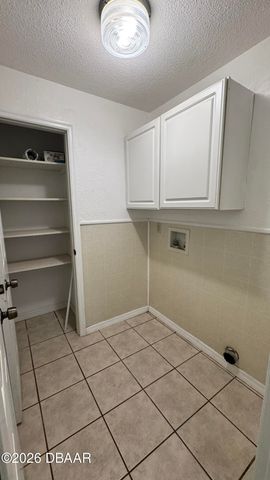 596 15th Street, Holly Hill, FL 32117