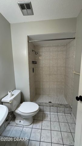 596 15th Street, Holly Hill, FL 32117