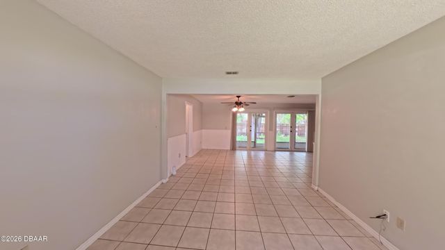 596 15th Street, Holly Hill, FL 32117