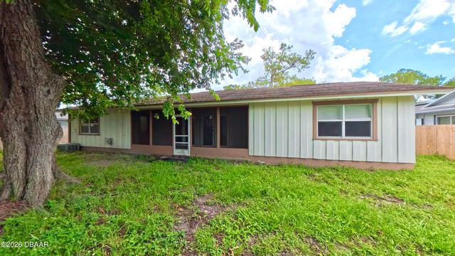 596 15th Street, Holly Hill, FL 32117